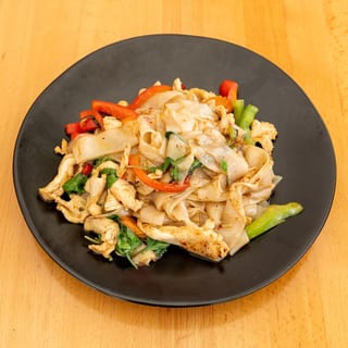 Spicy Basil Noodles