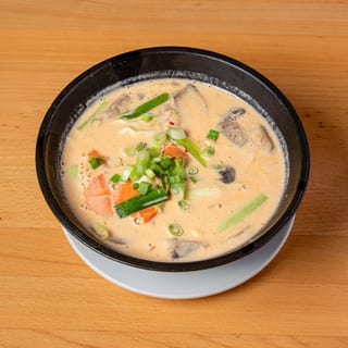 Tom Kha